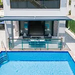 Luxury Villa Ada Marin